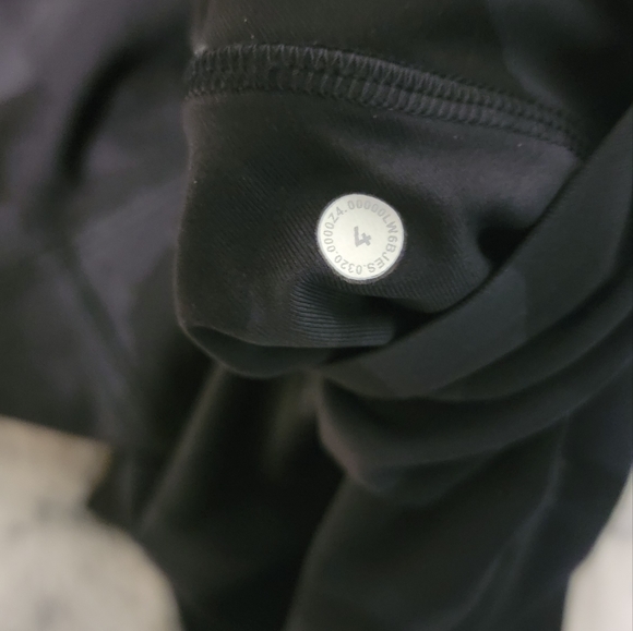 Lululemon Swift Speed Crop 21" Size 4 - Picture 4 of 5